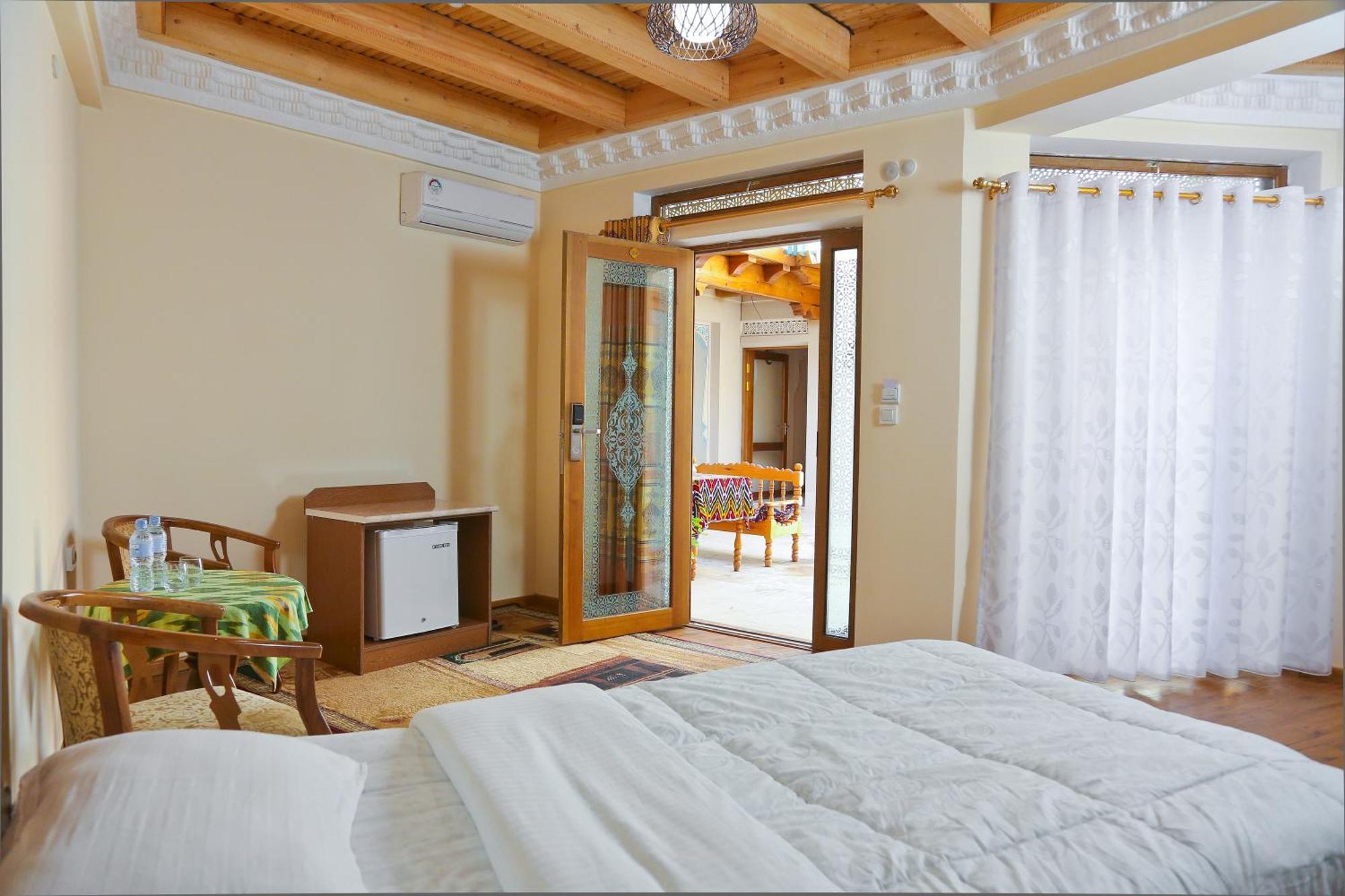 Deluxe Triple Room with Bath